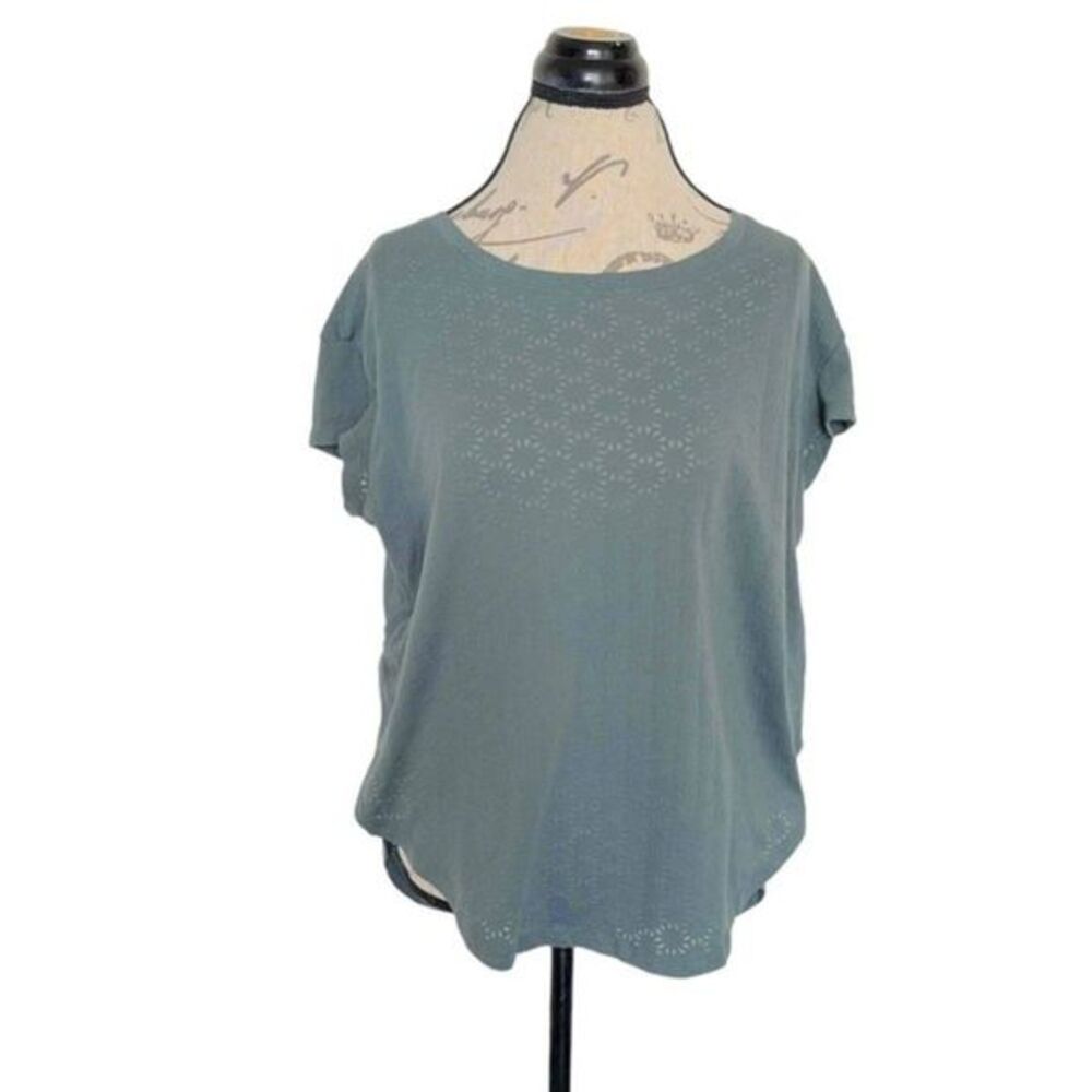 Champion Blouse Top Eyelet Textured Short Sleeve Side Slit High Low Size Large